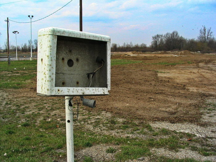 Sky Drive-In Theatre - April 2003 Photo - In Or Out Sign